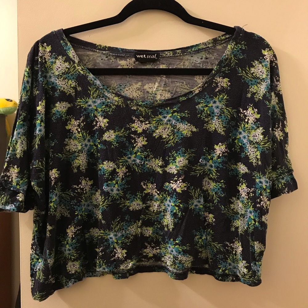 Crop top